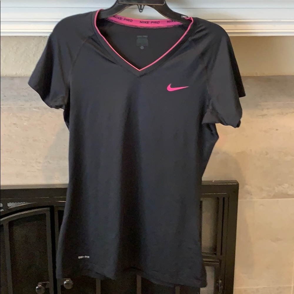 Nike Pro Women's Athletic T-Shirt